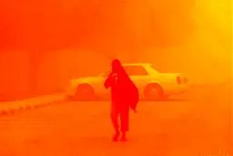 ادامه وزش باد و گرد و خاک در بیشتر نقاط کشور/ دمای هوای پایتخت در گرمترین زمان به ۳۶ درجه می‌رسد