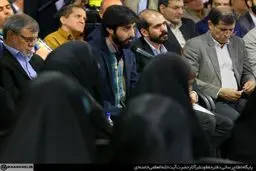 آقا شعر هتل کوبورگ را شعر بسیار خوب توصیف کردند/  تاکید ایشان بر بازگو گردن خیانت های امریکا