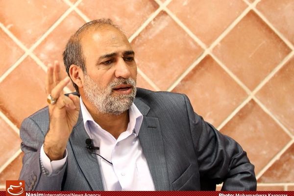 فروزنده: سازمان مدیریت دولت روحانی مجوز پرداخت‌های نجومی را صادر کرد