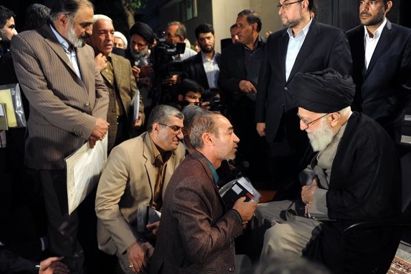 شب پیرمردها!/ خدا کند حاج احمد برگردد/ سرودی که ضد انقلاب را عصبانی کرد