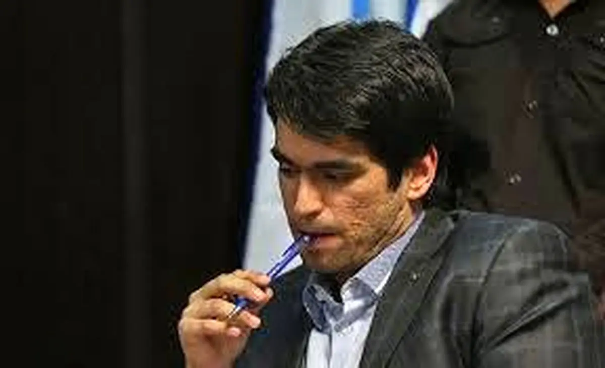 وقتی بیمارستان دانشگاه آزاد هم حاضر به تأیید ادعای مازندرانی نشد