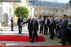 دیدار محمدجواد ظریف با ژرار لارشه رئیس سنا فرانسه