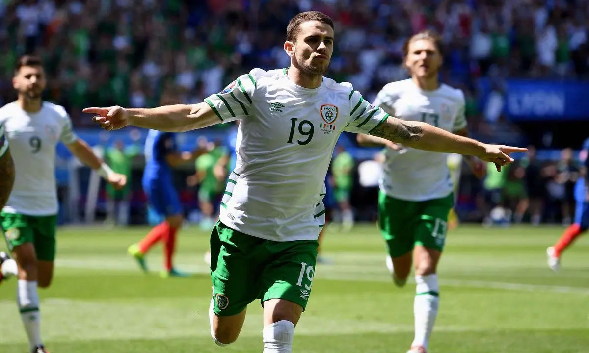 شکست یک نیمه‌ای میزبان با سریعترین پنالتی تاریخ یورو