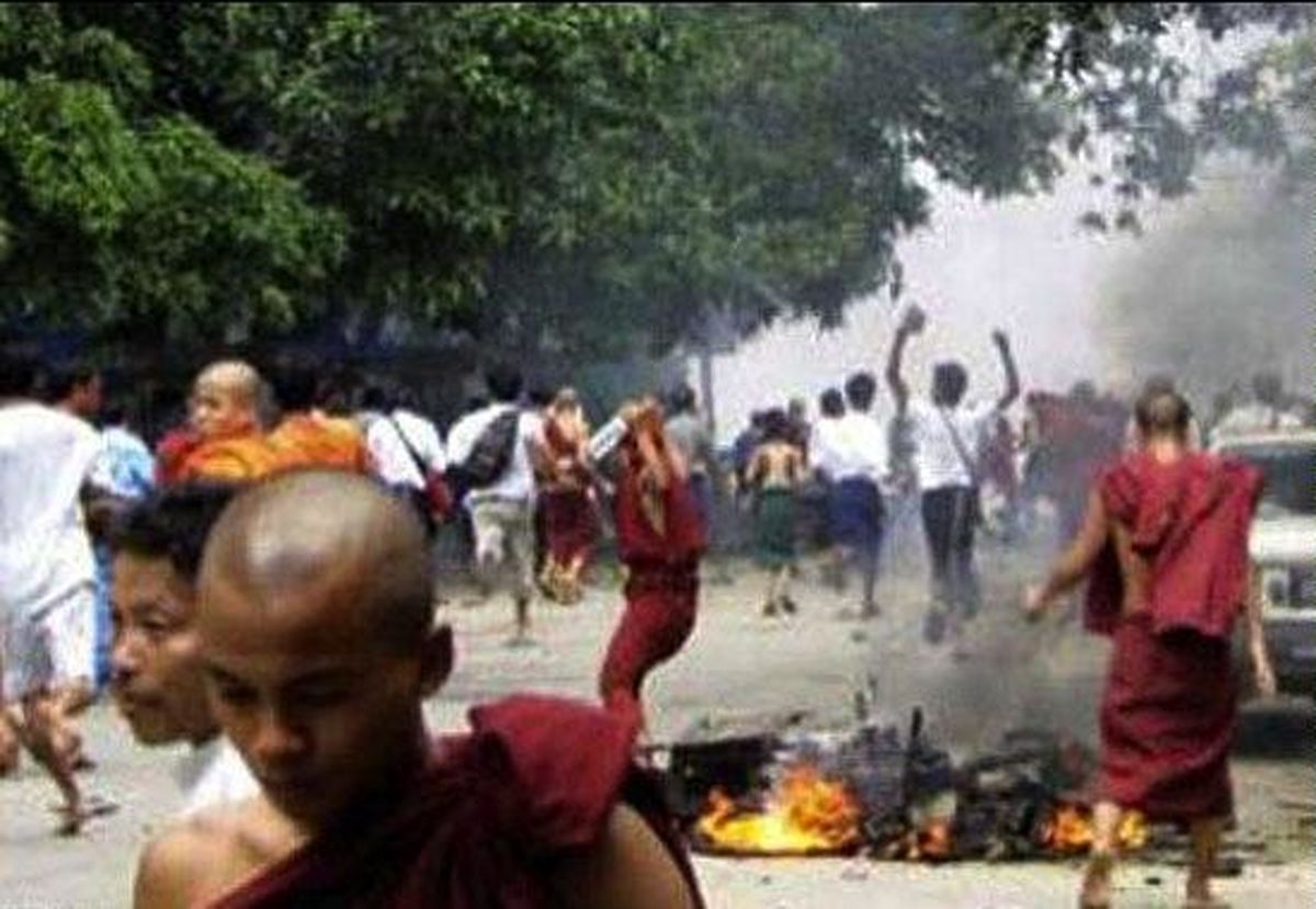 حمله بودائیان افراطی به مسجد مسلمانان در "میانمار"