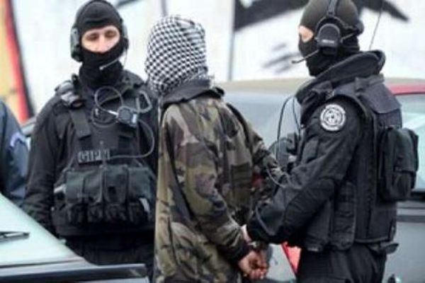 دستگیری دو نفر در ارتباط با عملیات تروریستی در بلژیک