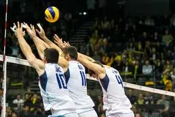 زایتسف و یارانش از سد بلژیک گذشتند