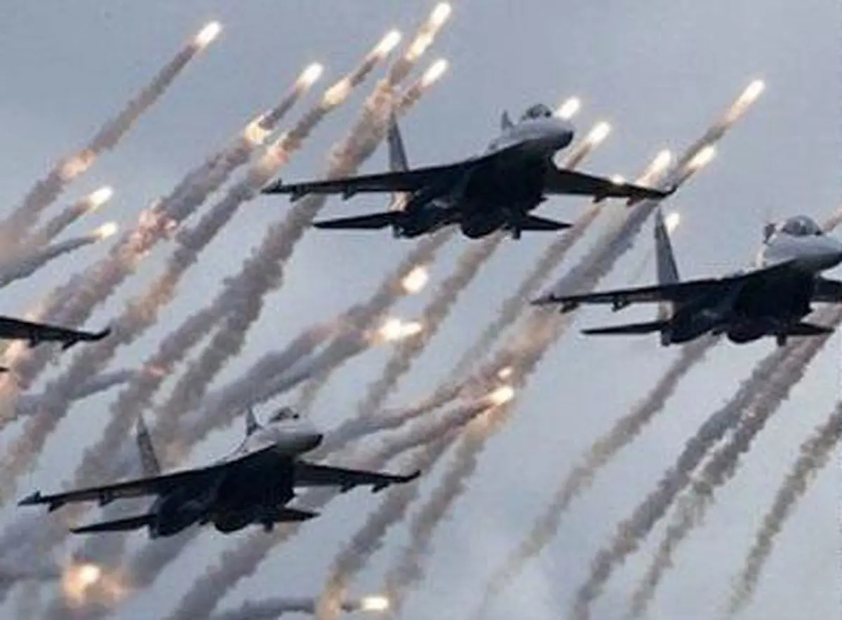 بمباران مقر تروریست‌ها توسط جنگنده‎های روسیه در "حلب"