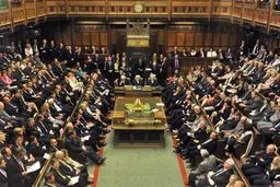 نماینده انگلیسی: باید نتیجه همه پرسی اخیر باطل شود