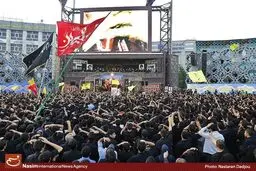 شانزدهمین اجتماع مدافعان حرم در میدان امام حسین(ع)
