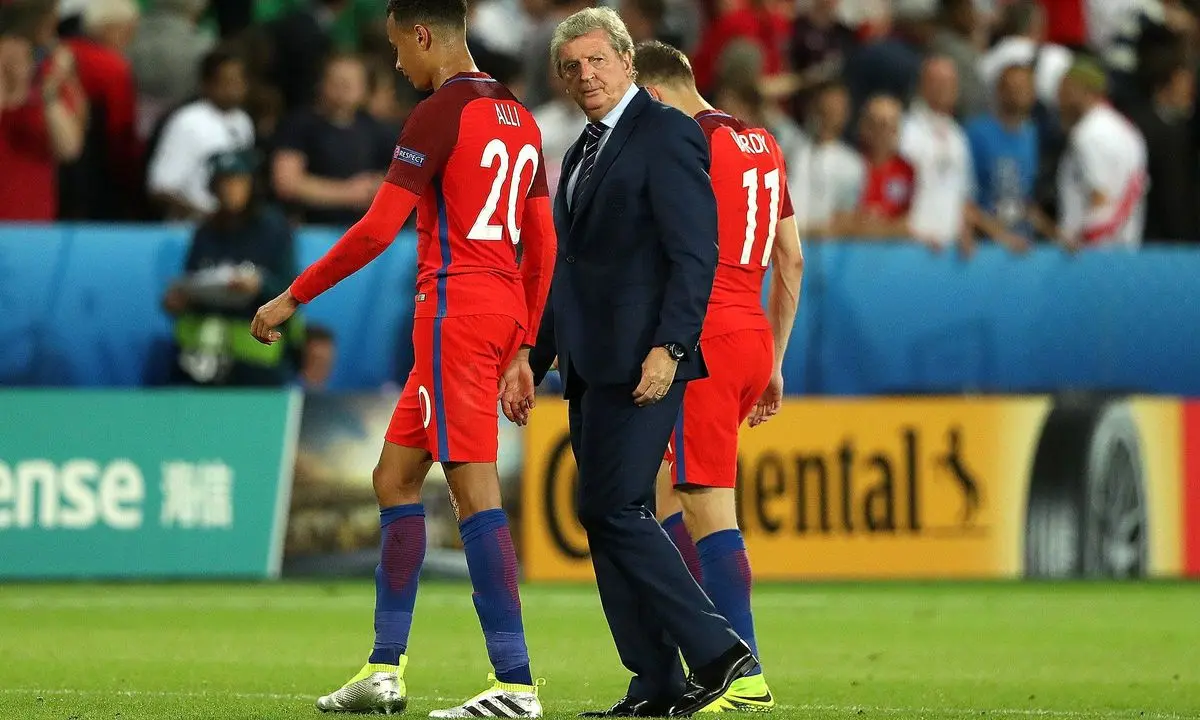 هاجسون از سرمربیگری انگلیس استعفا داد