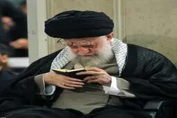 مراسم قرآن به سر گرفتن رهبر معظم انقلاب + صوت