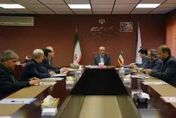 گودرزی: سرخابی‌ها محدودیتی در جذب بازیکن ندارند اما باید شفاف عمل کنند