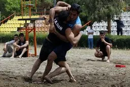 مسابقات کشتی ساحلی بزرگداشت شهدای غواص برگزار می‌شود