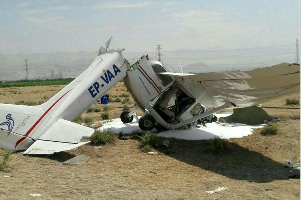 سقوط هواپیمای آموزشی در نظرآباد استان البرز/ خلبان کشته شد