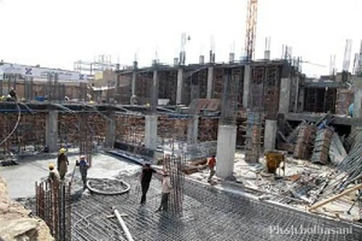 تامین فضای پارک بیش از ۱۲۰۰ خودرو گروه عمران شهری