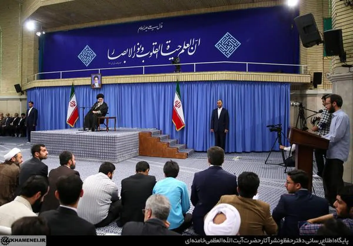 جمعی از دانشجویان با رهبر انقلاب دیدار کردند + تصاویر