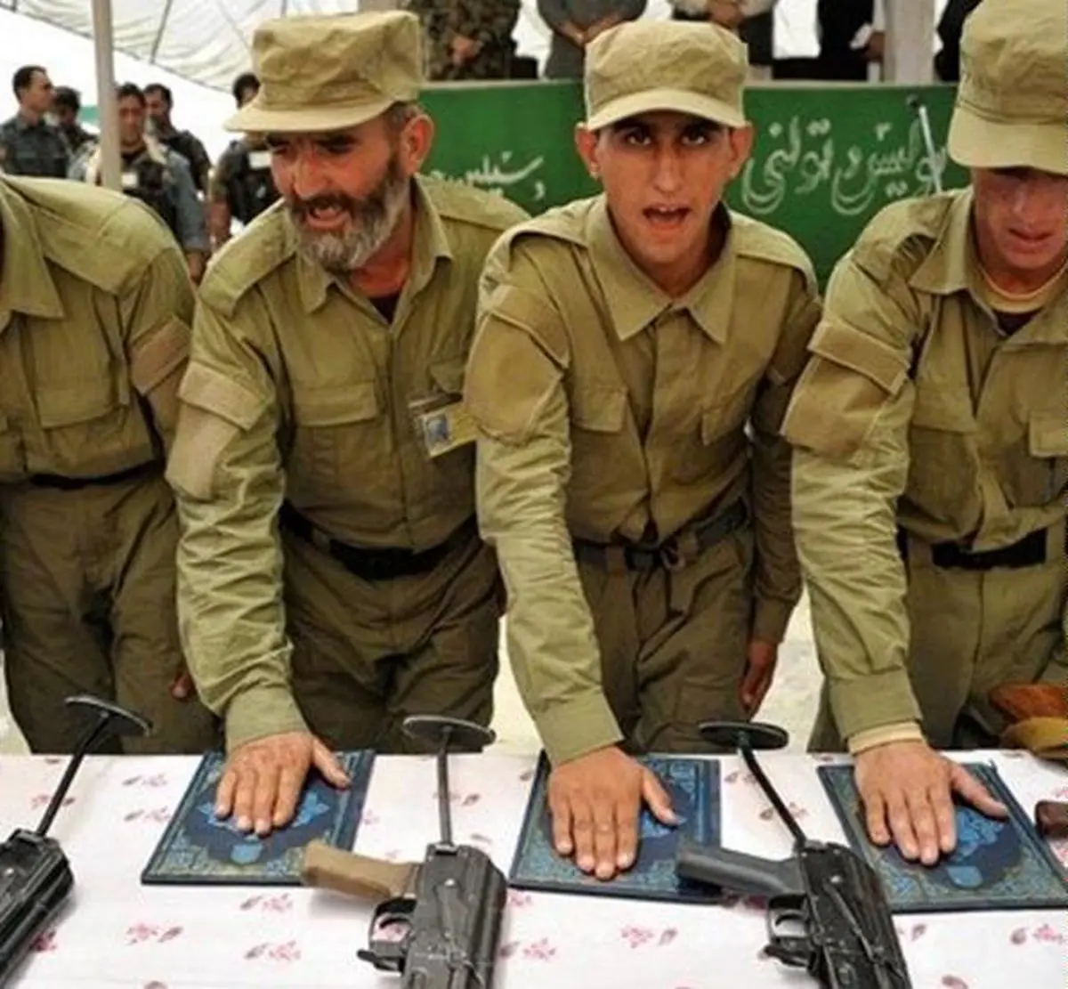 دیده‌بان حقوق بشر: افغانستان باید تحریم نظامی شود