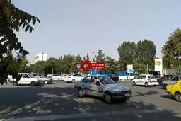 عکس خبری :: بر هم ریختن نظم ترافیکی در اثر قطع برق و خاموش شدن چراغ‌های راهنمایی