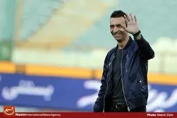 عنایتی: با ۴۱ سال سن از دو تیم لیگ برتری پیشنهاد داشتم/ تا بتوانم به فوتبالم ادامه می‌دهم