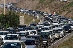 ترافیک شدید در محورهای کندوان و هراز/‌ جاده چالوس یک‌طرفه شد