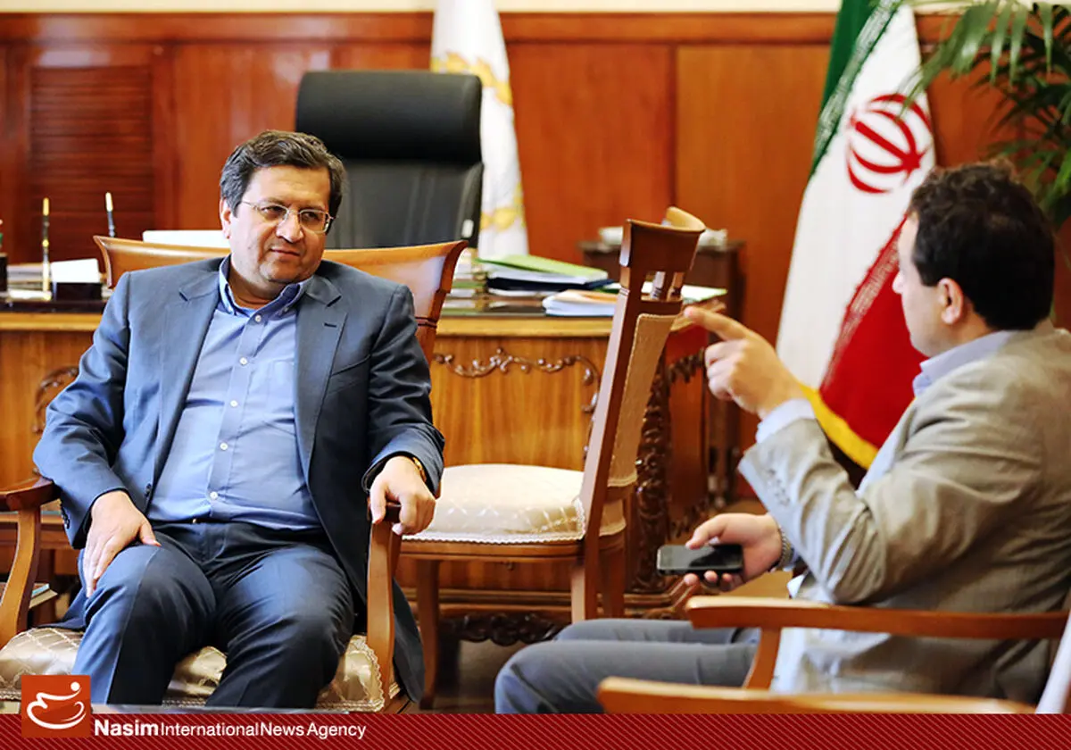 مماشات همتی با دریافت‌کنندگان فیش نجومی در بیمه مرکزی!/۵۰روز گذشت، رئیس دست به ترکیب هیات‌عاملِ متخلف نزد!