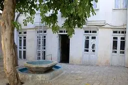 وضعیت خانه پدری رهبر انقلاب در دوران ریاست‌جمهوری ایشان چگونه بود؟