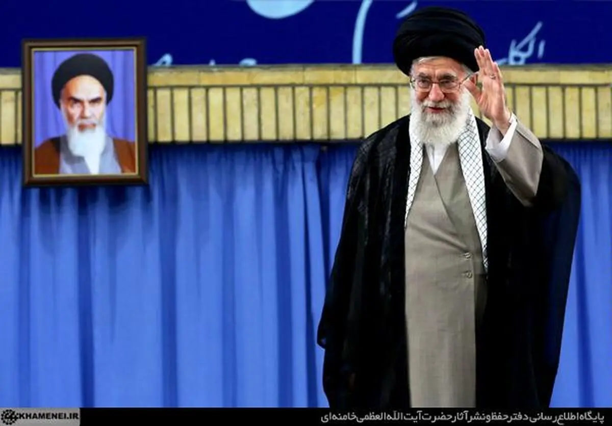 مسئولان نظام و سفرای کشورهای اسلامی با رهبر انقلاب دیدار کردند