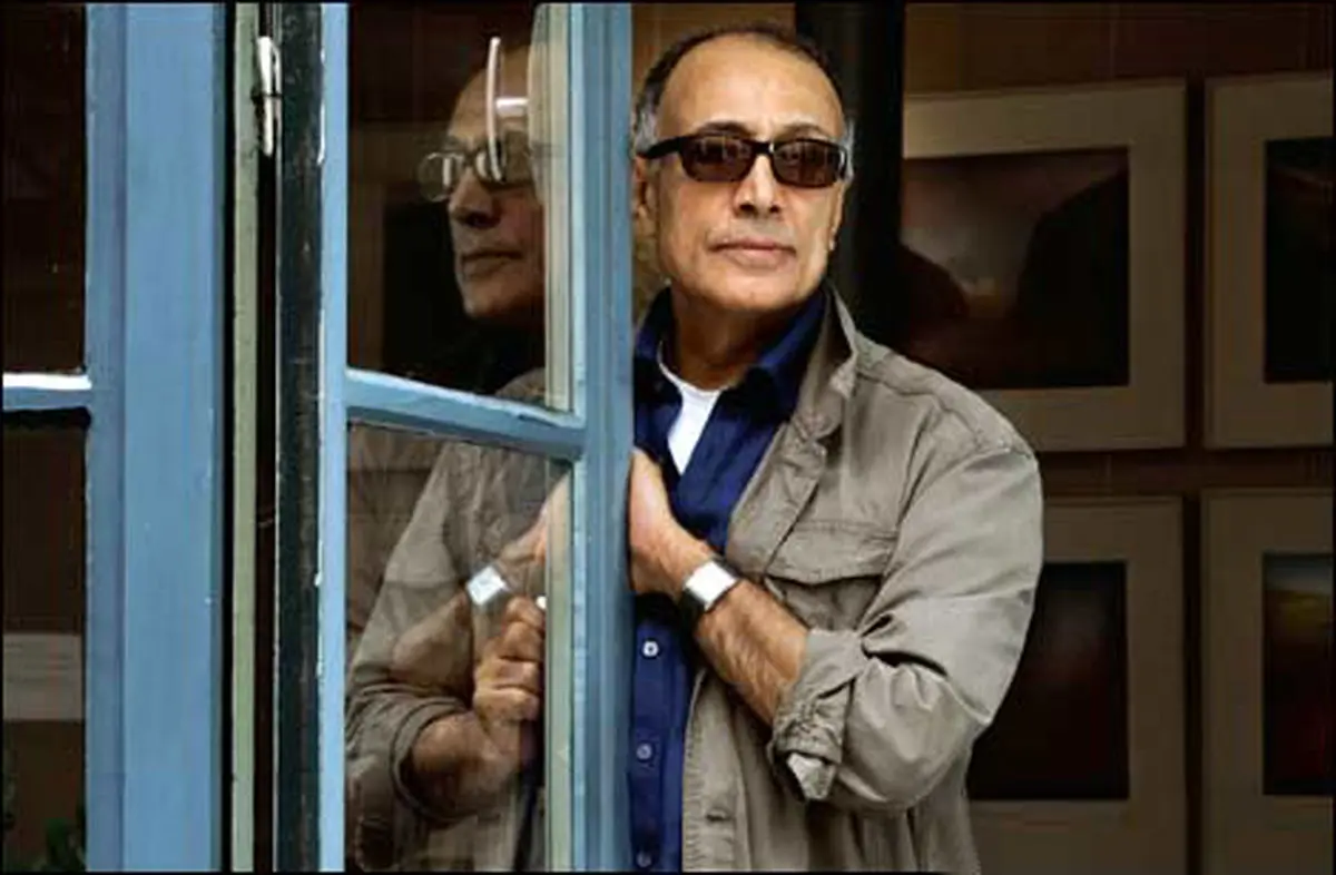 بدرقه کیارستمی از مقابل کانون پرورش فکری کودکان و نوجوانان