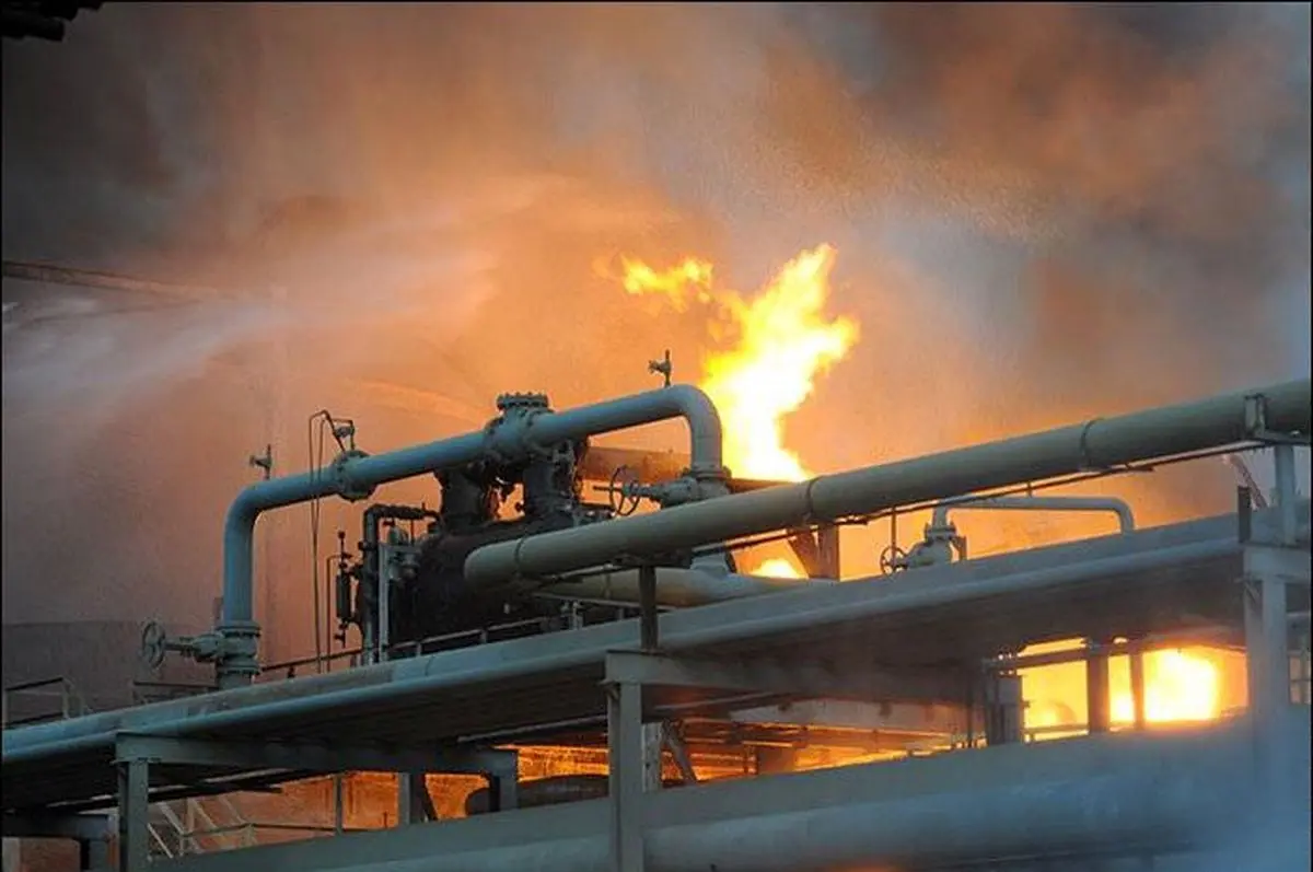 ۳۳ مصدوم حاصل آتش‌سوزی پتروشیمی بوعلی سینا