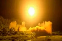 اصابت موشک بالستیک یمن به محل تجمع مزدوران سعودی در 