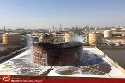 مخزن پتروشیمی بوعلی در ماهشهر پس از خاموش کردن آتش