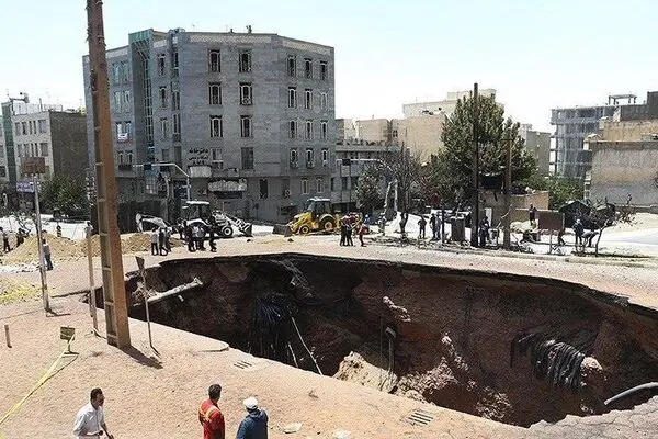 حجم خاک ریزشی با حفره ناشی از انفجار حادثه شهران همخوانی ندارد