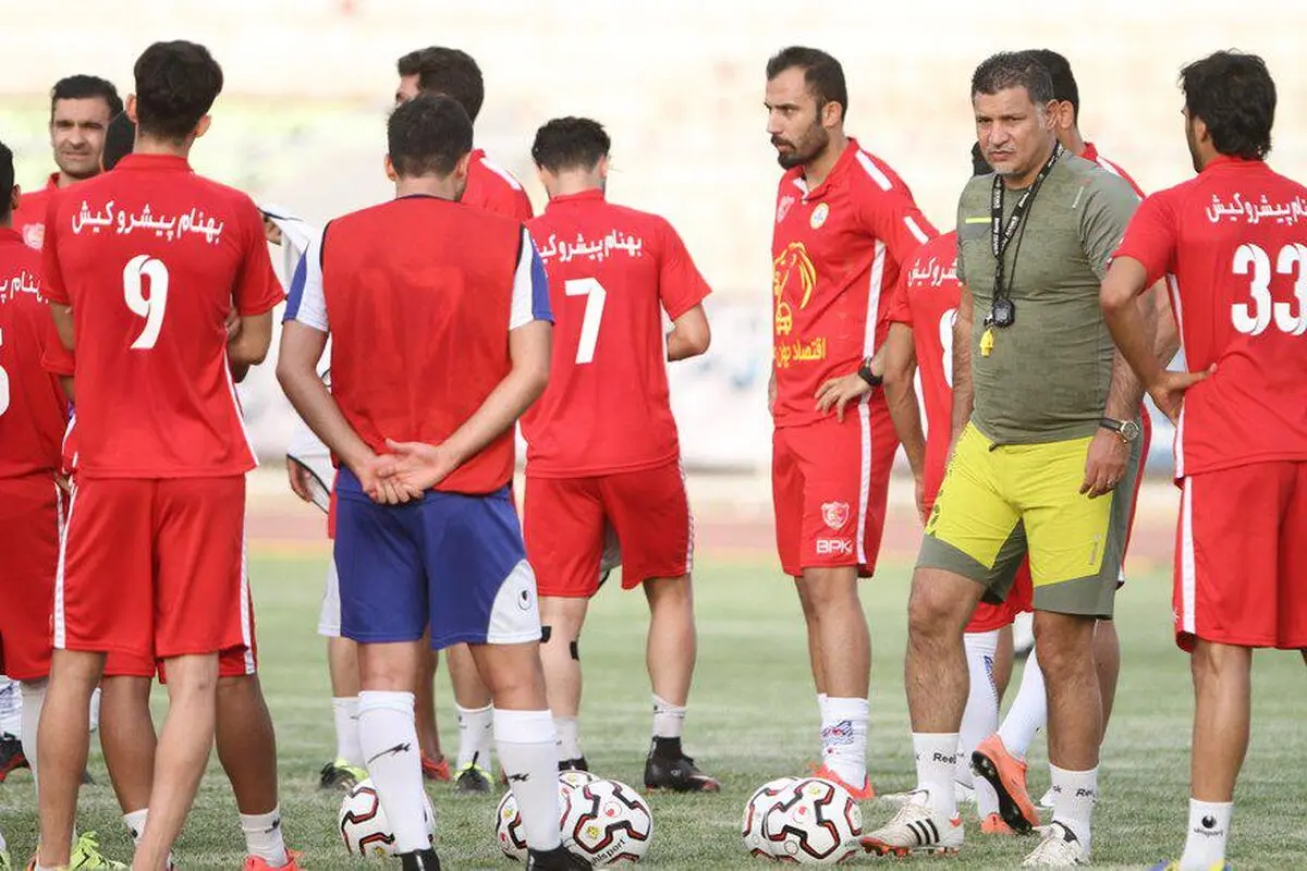 دعواها بر سر انتقال نفت تهران به بهنام پیشرو همچنان ادامه دارد