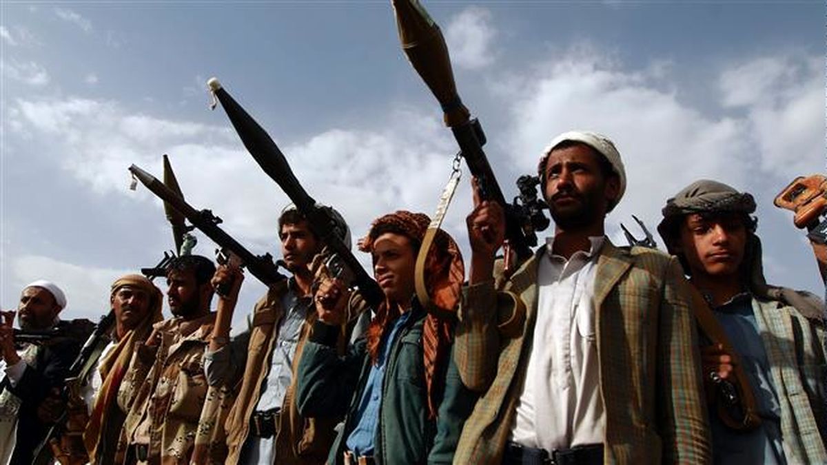 حمله خمپاره‌ای ارتش یمن به انبارهای مهمات مزدوران سعودی