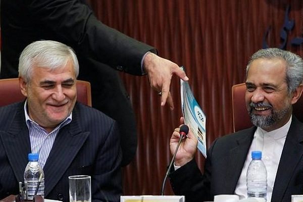 آقای روحانی! صفدر حسینی را از شورای پول و اعتبار هم اخراج کنید!