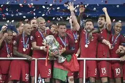 ۱۰۰ دقیقه تا خوشبختی