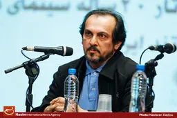بسیاری از سیاستمداران انتظار دارند خیلی از مشکلات در سینما حل شود
