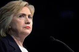 مخالفت ۵۶ درصد آمریکایی‌ها با تبرئه کلینتون