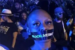 تظاهرات مردمی ضد تبعیض نژادی در 