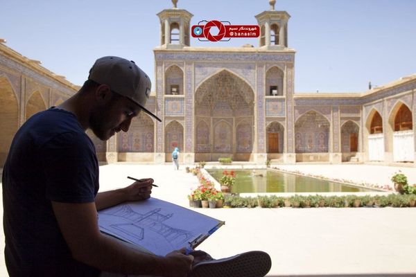 عکس خبری :: هنرمندی جوان شیرازی مسجد نصیر الملک