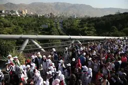 همایش دو 