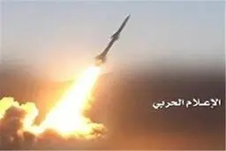 کشته شدن ۱۹۰ متجاوز ائتلاف سعودی در حمله موشکی یمن به جنوب 