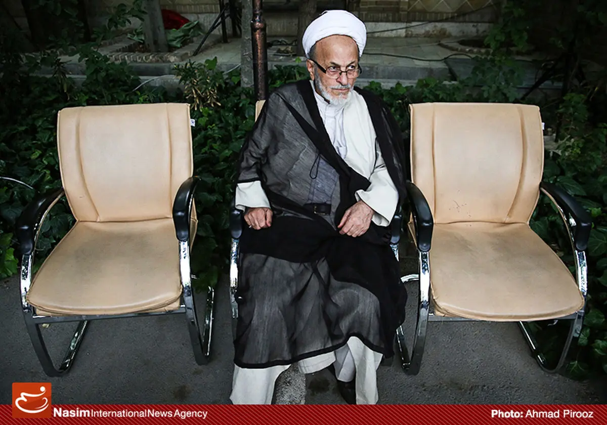 مراسم تشییع پیکر مرحوم حجت‌الاسلام شجونی در مسجد هدایت برگزار شد