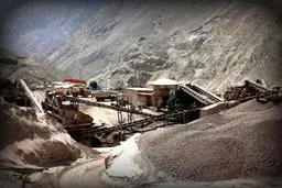 نگران بازگشایی دوباره معادن شن و ماسه هستیم