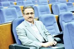 مدیر کل اقتصادی بانک مرکزی: نقدینگی از ۱۱۲ هزار هزار میلیارد تومان عبور کرد/ پایه پولی به ۱۶۵ هزار میلیارد تومان رسید