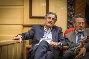 خوانساری: دولت روحانی در این سه سال موفقیتی در بهبود کسب و کار به دست نیاورد/ انحصارطلبی و دخالت‌های دولت در ۱۱۰۰ روز گذشته بیشتر شد