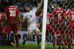 دروازه‌بان سوریه: با وقت‌کشی مخالف هستم/ تساوی برابر تیم صدرنشین گروه برای ما ارزشمند بود