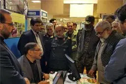 بازدید شمخانی از نمایشگاه دستاوردهای سازمان بسیج مستضعفین + تصاویر