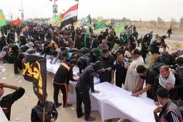 بزرگترین طومار جهان اسلام در راهپیمایی اربعین امضا شد + تصاویر