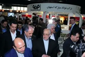 حراج چند صد میلیون دلاری فولاد برای خارجی‌ها!/ اقدام مشکوک مدیران فولاد مبارکه!